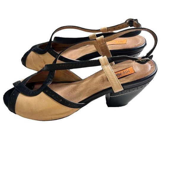 Miz Mooz Shoes - MIZ Mooz Size 9.5 Pepper Leather Peep-Toe Heeled Sandals Slingback Beige Black